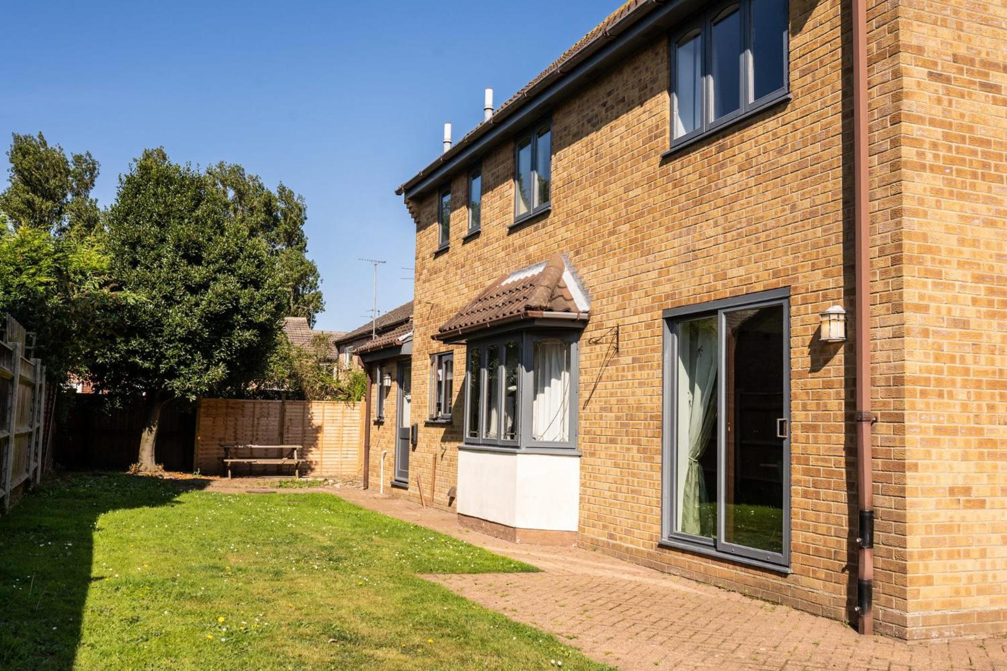 Holiday home Burgess House